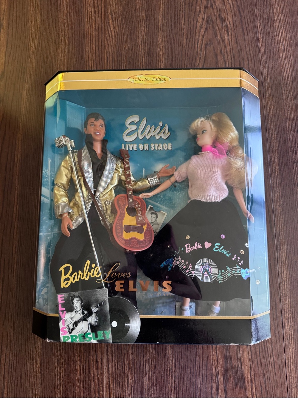 Mattel Barbie Loves Elvis Live on Stage Collector Edition 2 Doll Set Guitar Mic